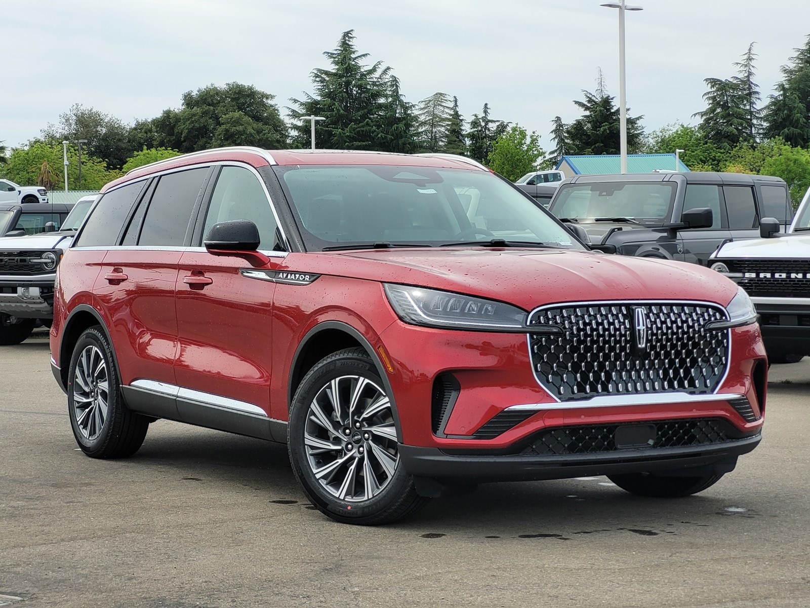 2026 Lincoln Aviator Premiere AWD's photo