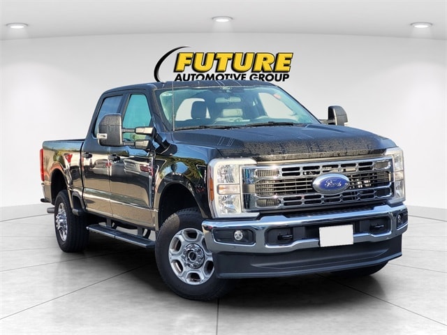 2025 Ford F-250 Super Duty XLT's photo