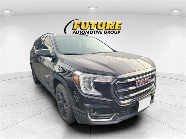 2022 GMC Terrain AT4's photo