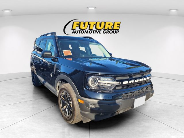 2023 Ford Bronco Sport Outer Banks 4X4's photo
