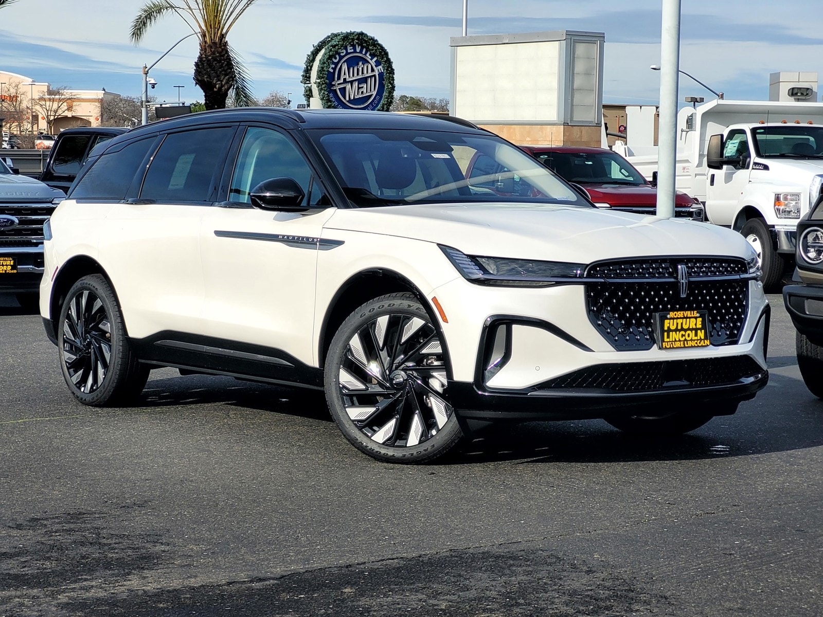 2026 Lincoln Nautilus Reserve's photo