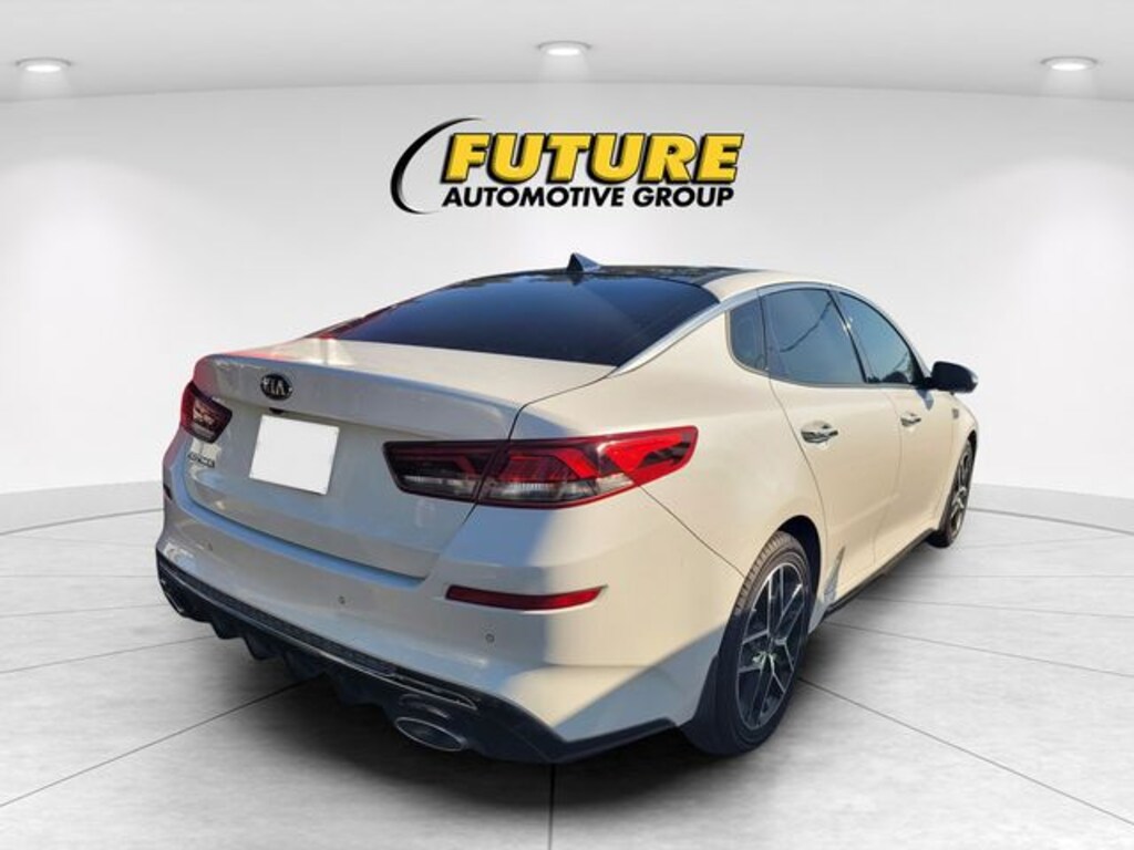 Used 2020 Kia Optima SE Sedan