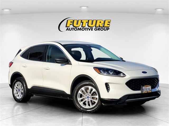 2022 Ford Escape SE's photo