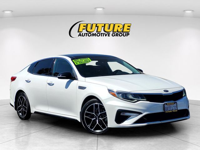 2020 Kia Optima SE's photo