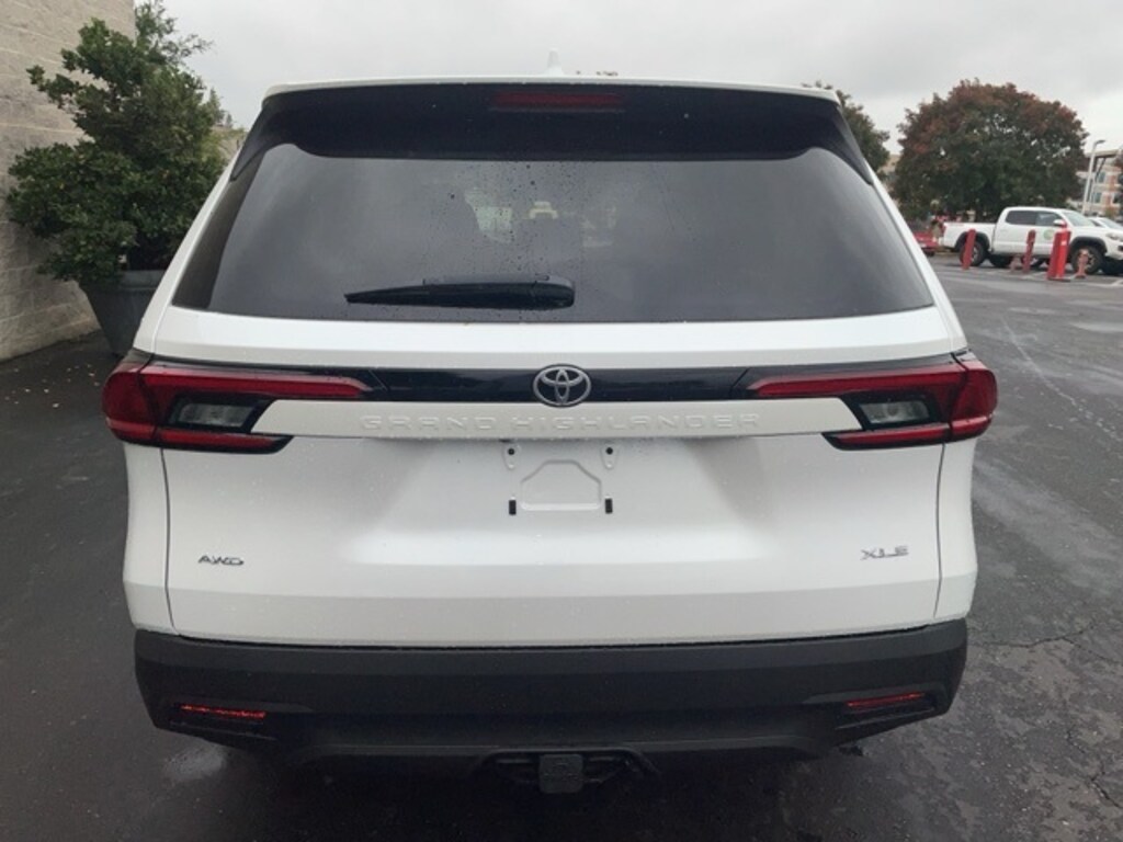 Certified 2025 Toyota Grand Highlander SUV