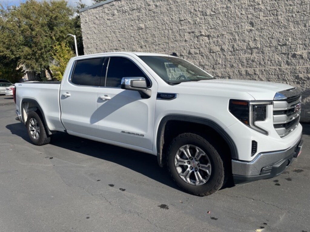 Used 2022 GMC Sierra 1500 SLE Truck