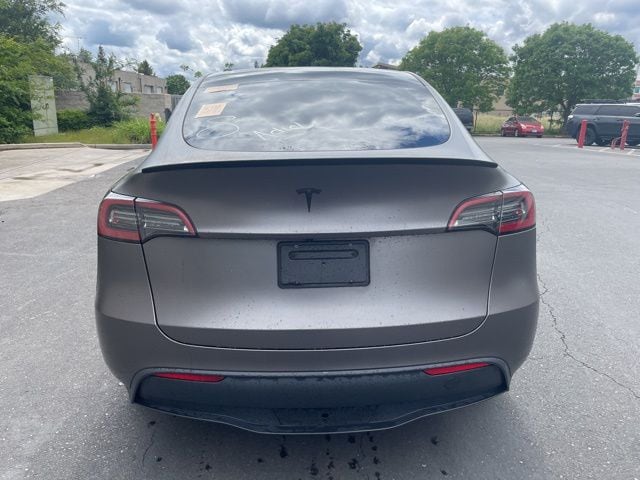 2023 Tesla Model Y Long Range photo 4