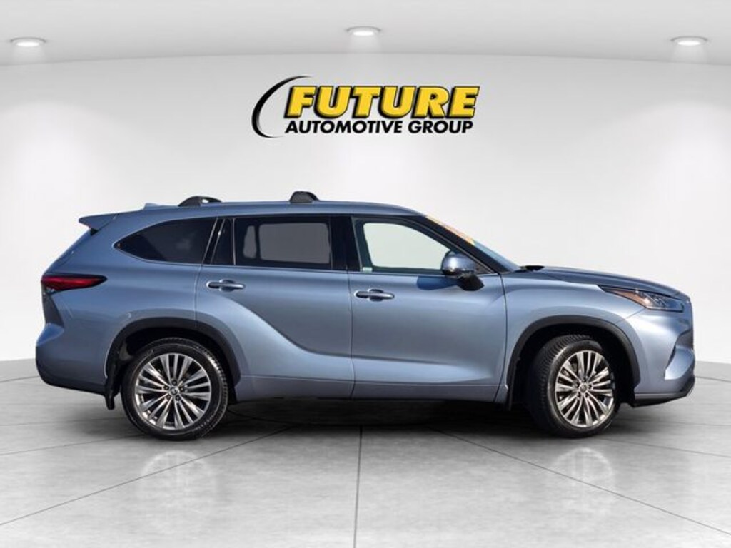Used 2021 Toyota Highlander Platinum SUV
