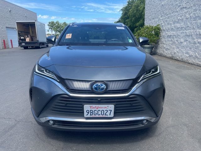 2022 Toyota Venza Limited photo 2