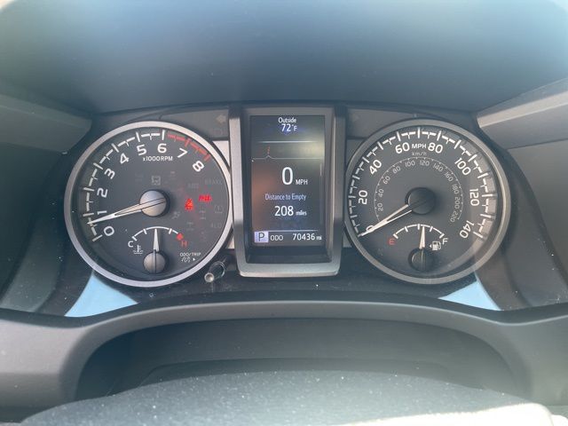 2021 Toyota Tacoma TRD Off-Road photo 5