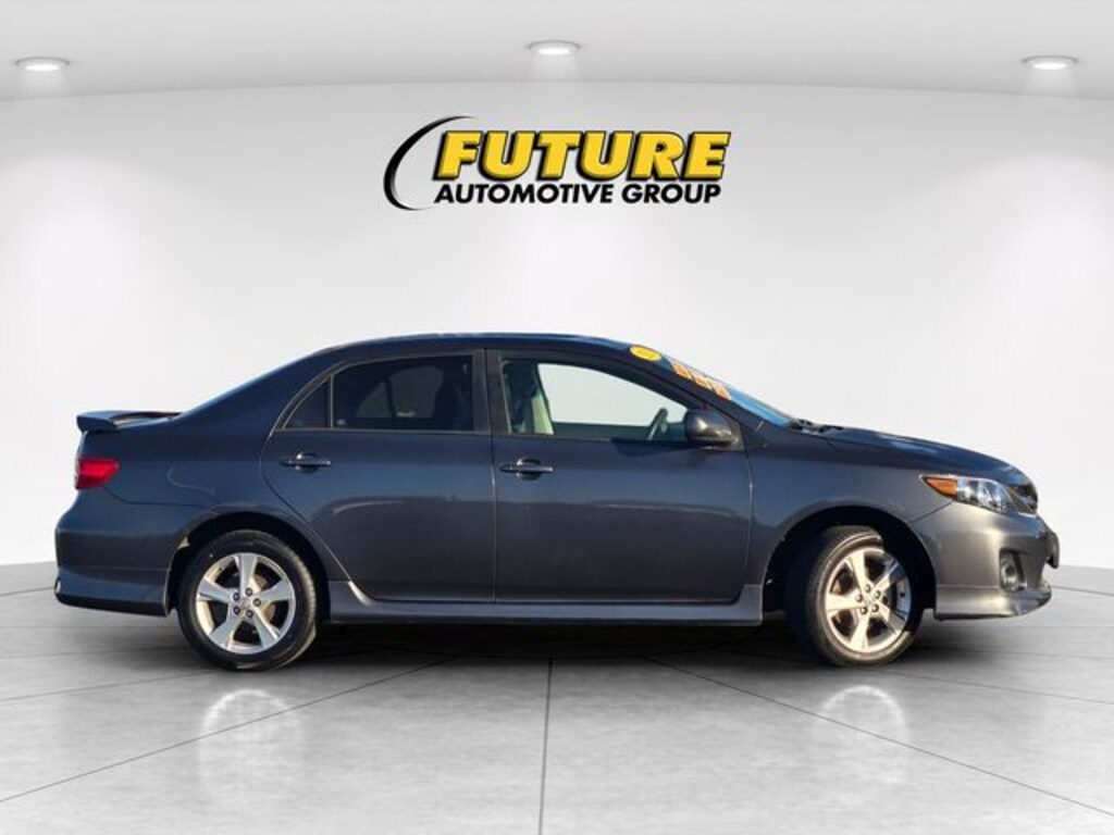 Used 2011 Toyota Corolla LE Sedan