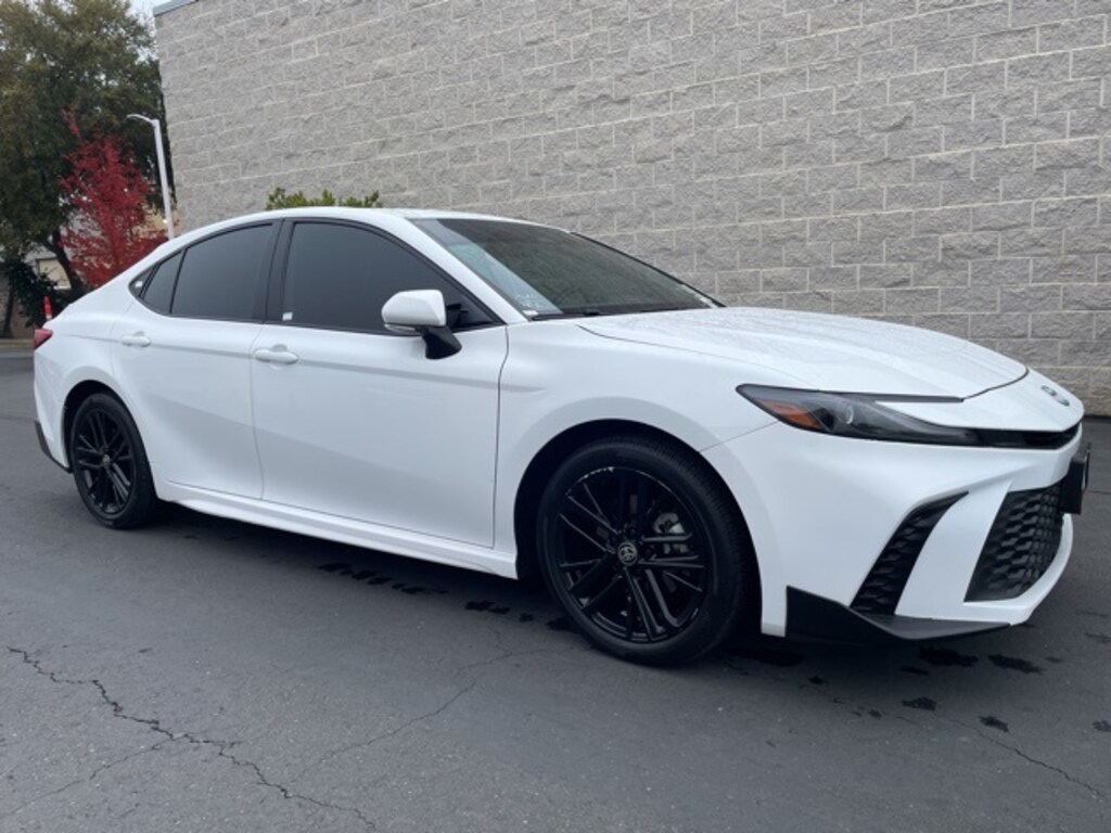 Certified 2025 Toyota Camry SE Sedan