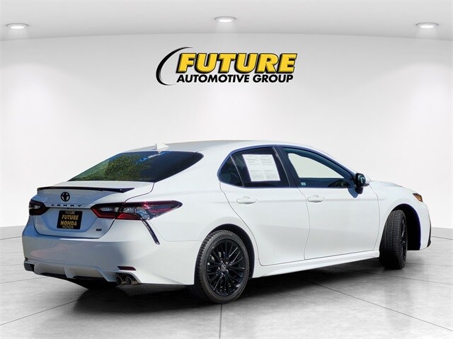 2024 Toyota Camry SE photo 4