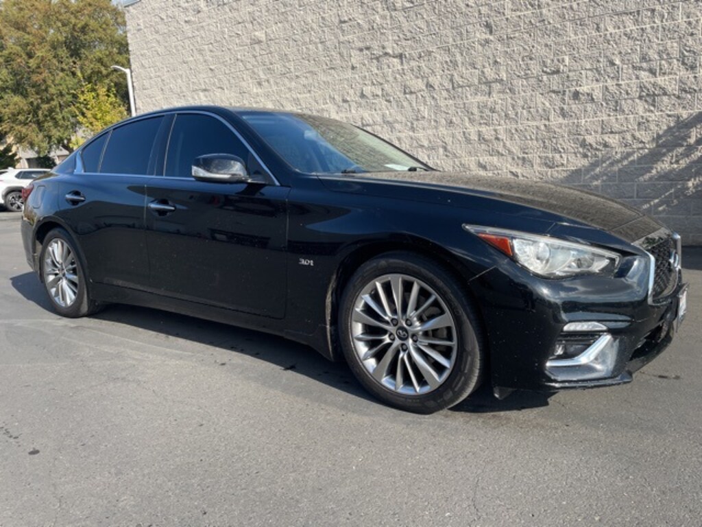 Used 2018 INFINITI Q50 3.0t Luxe Sedan