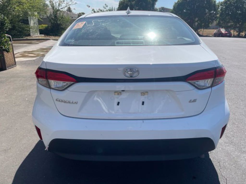 Used 2025 Toyota Corolla LE Sedan