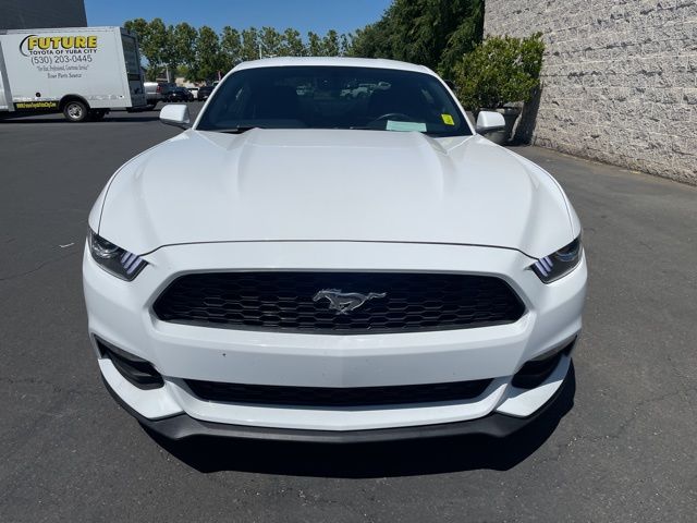 2017 Ford Mustang V6 photo 2