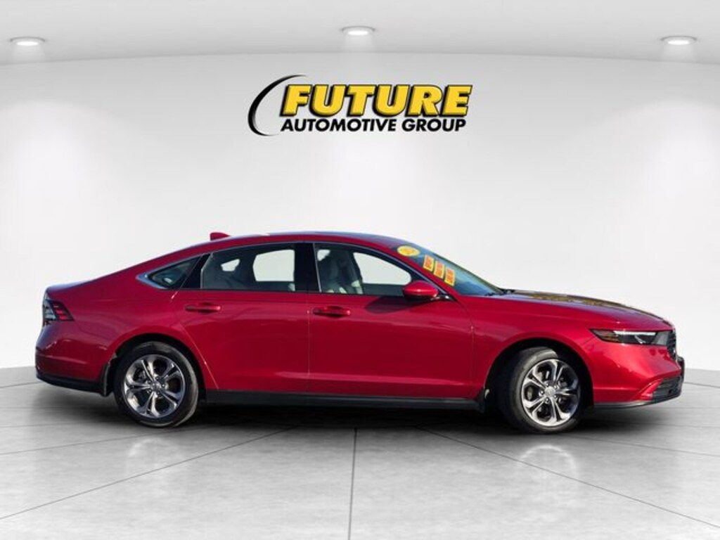 Used 2024 Honda Accord EX Sedan