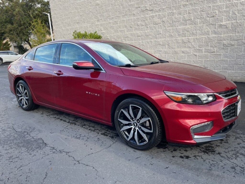 Used 2017 Chevrolet Malibu LT Sedan