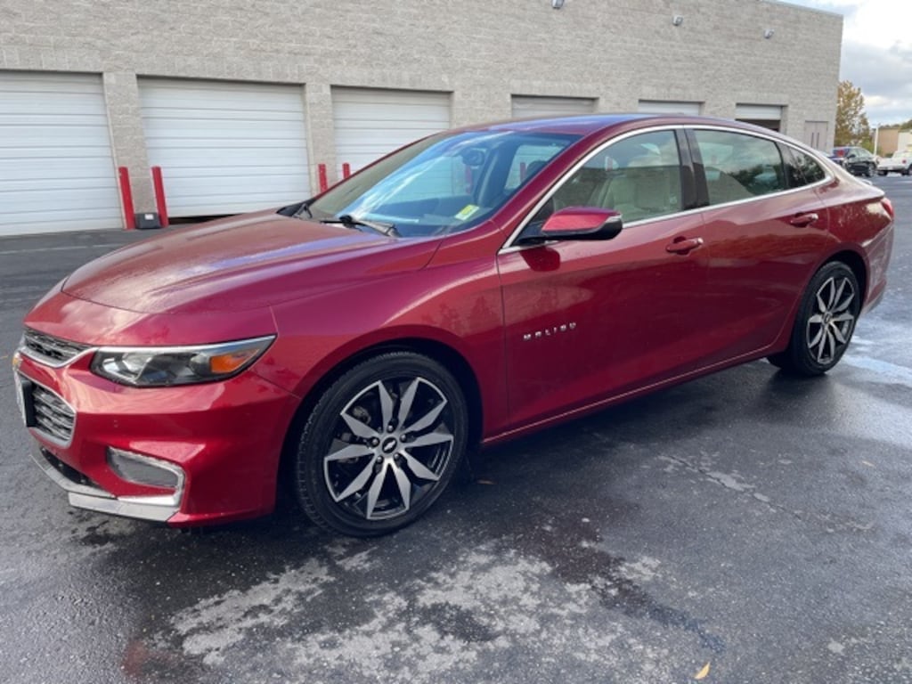 Used 2017 Chevrolet Malibu LT Sedan