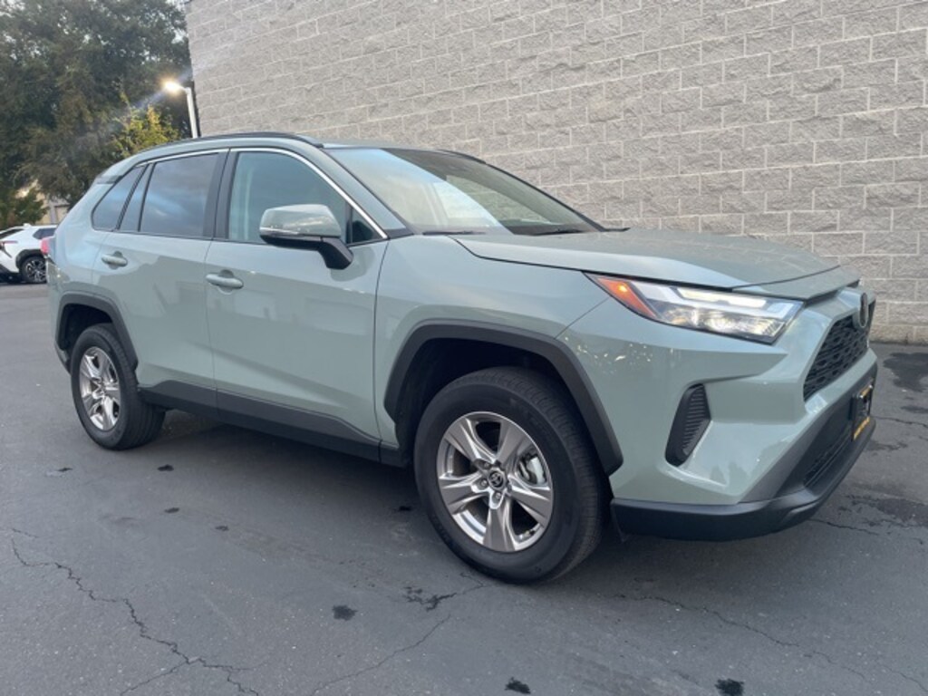 Used 2022 Toyota RAV4 XLE SUV