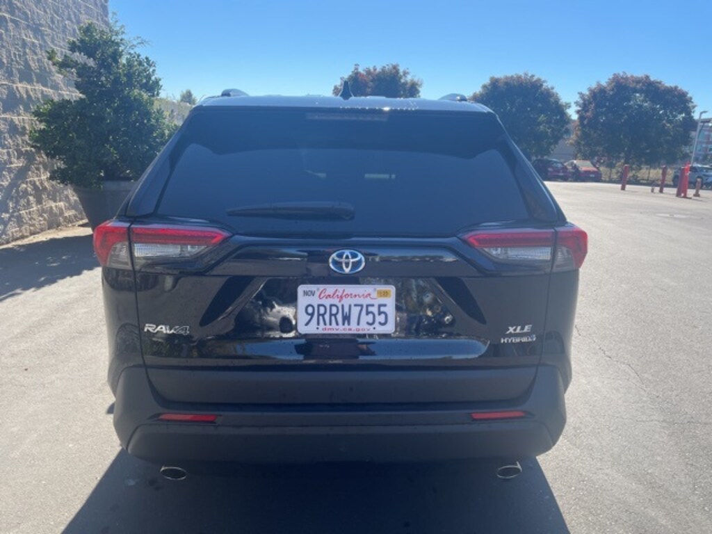Used 2024 Toyota RAV4 Hybrid XLE SUV