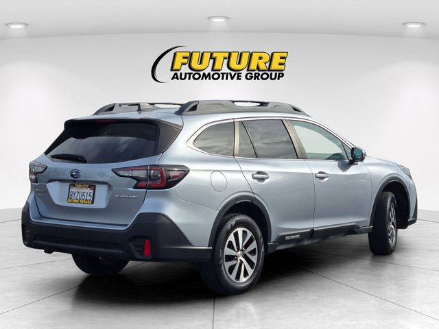 2022 Subaru Outback Premium photo 4