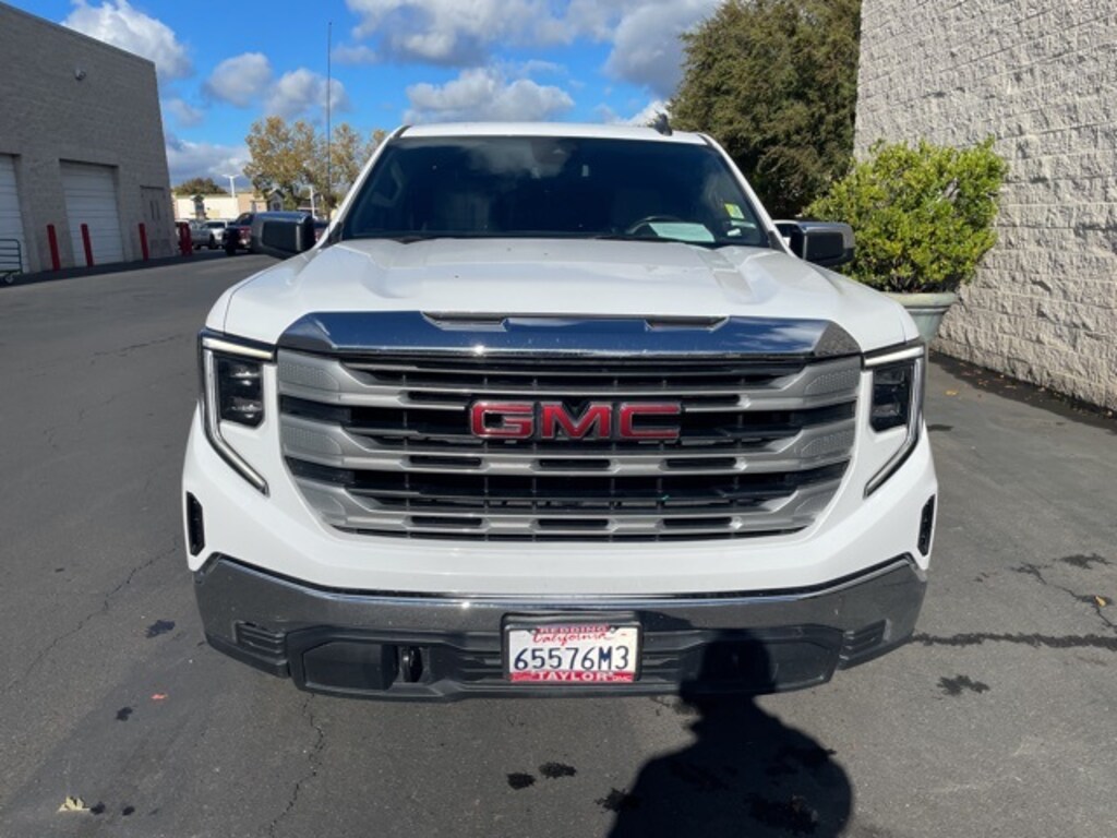 Used 2022 GMC Sierra 1500 SLE Truck