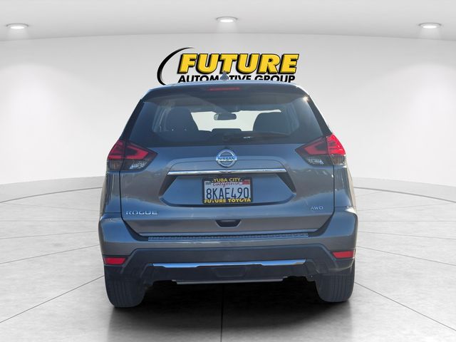 2017 Nissan Rogue S photo 5