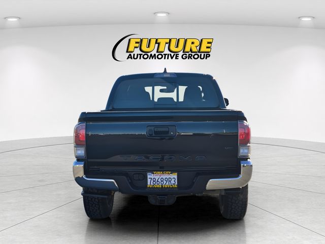 2023 Toyota Tacoma TRD Off-Road photo 5