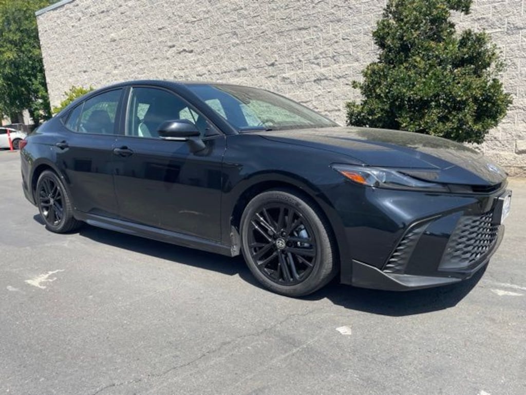 Certified 2025 Toyota Camry SE Sedan