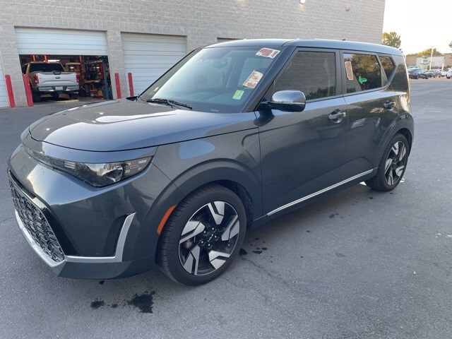 2023 Kia Soul GT-Line photo 3