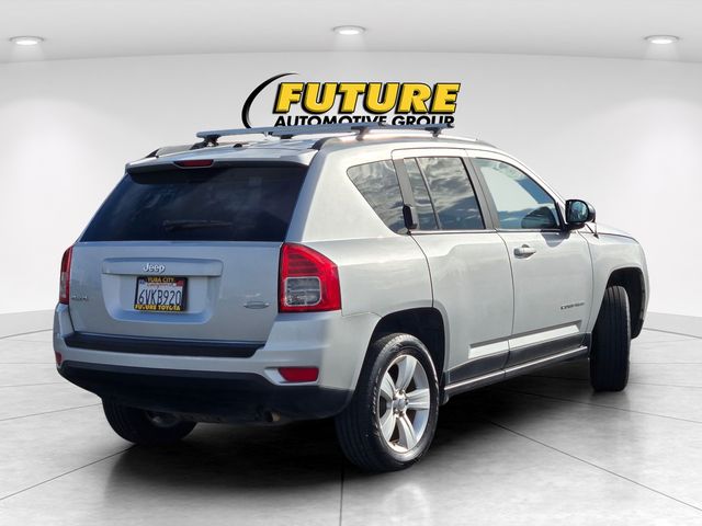 2011 Jeep Compass Base photo 4