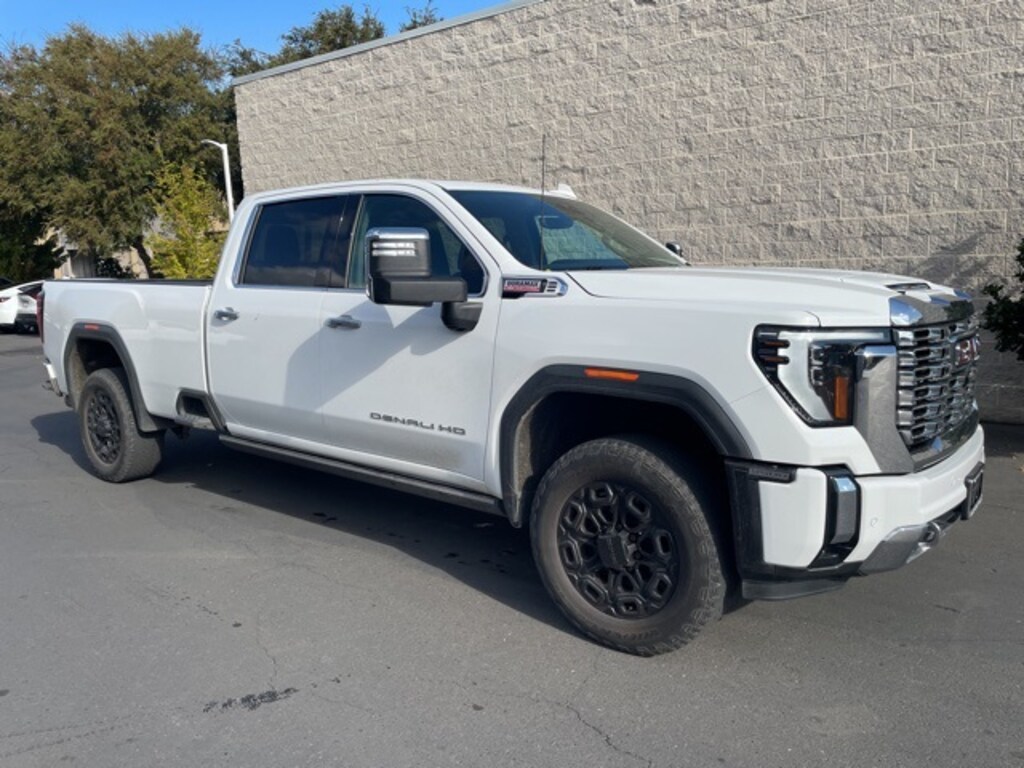 Used 2024 GMC Sierra 2500HD Denali Truck