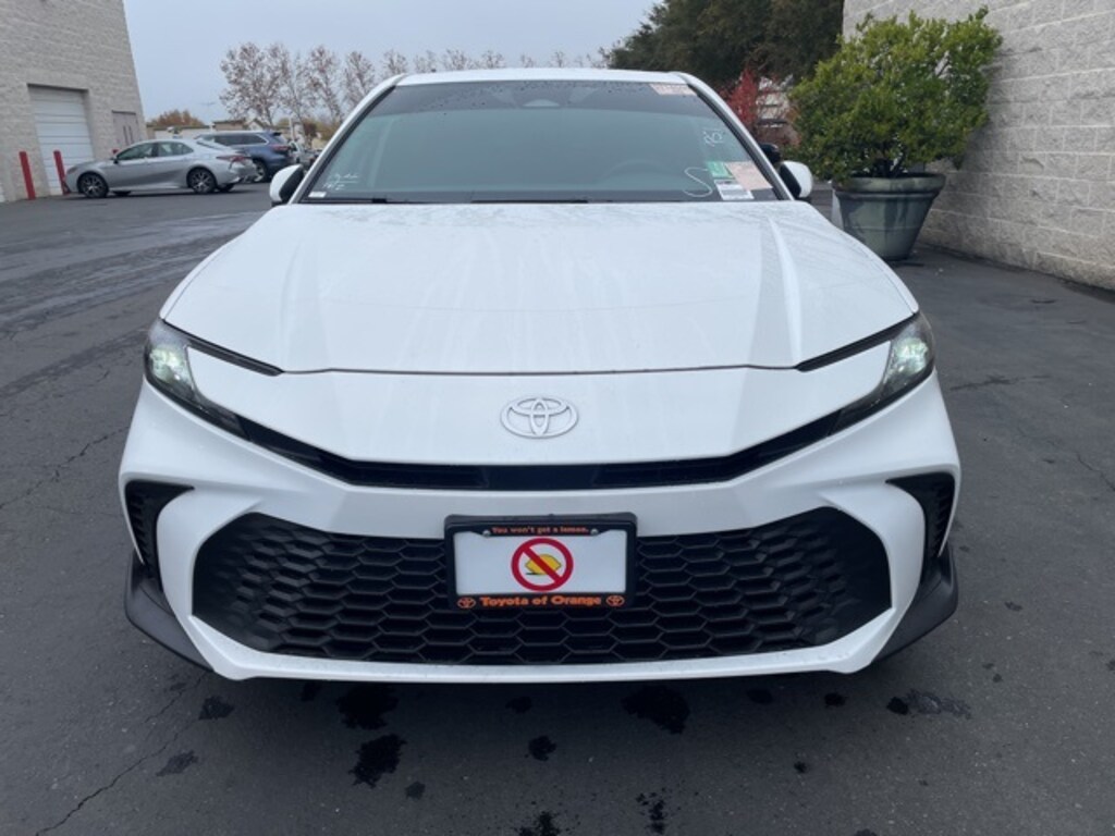 Certified 2025 Toyota Camry SE Sedan