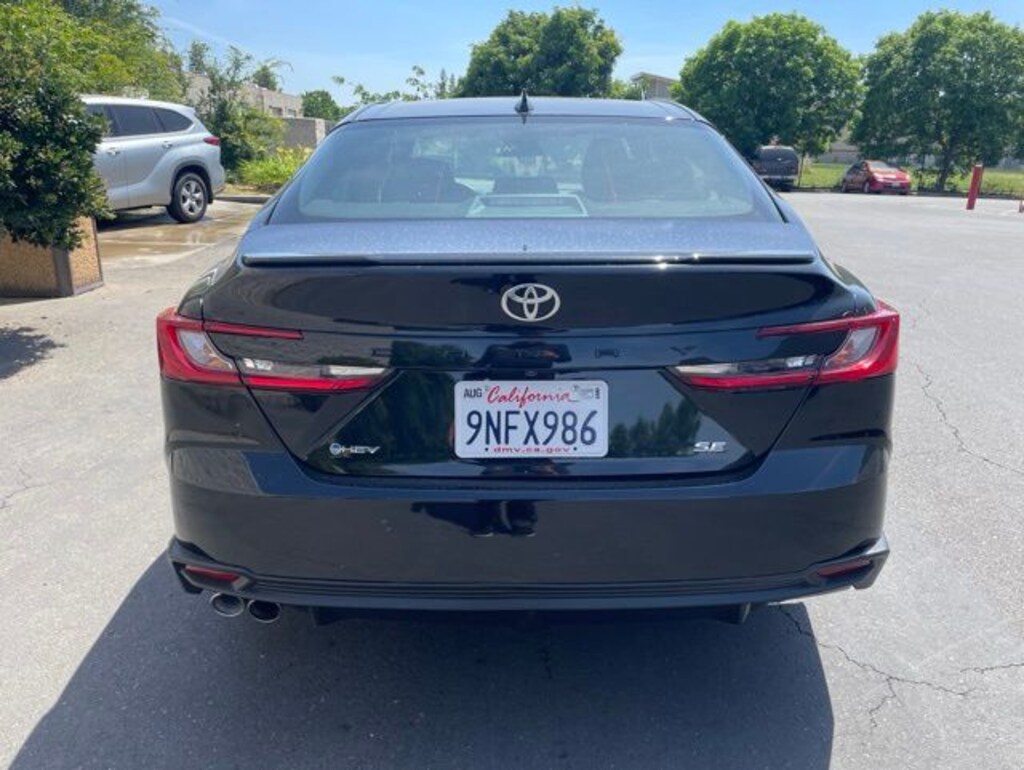 Certified 2025 Toyota Camry SE Sedan