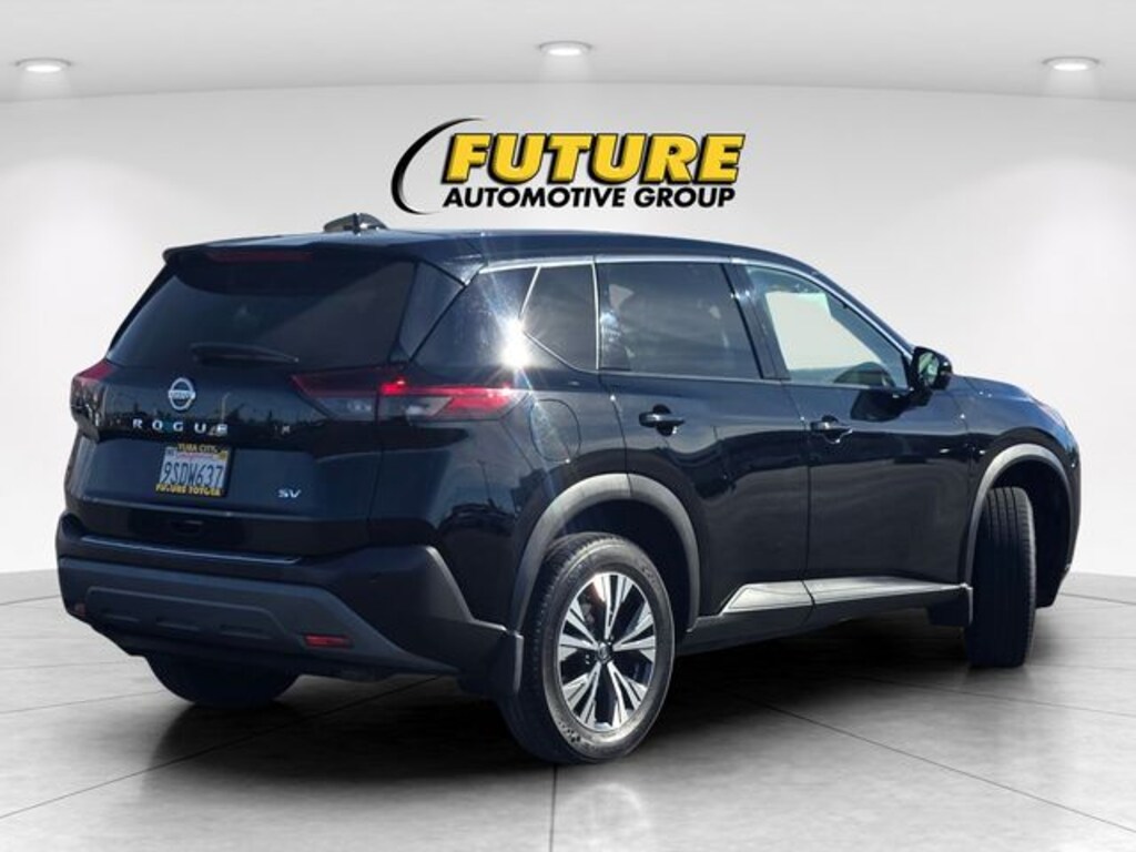 Used 2021 Nissan Rogue SV SUV