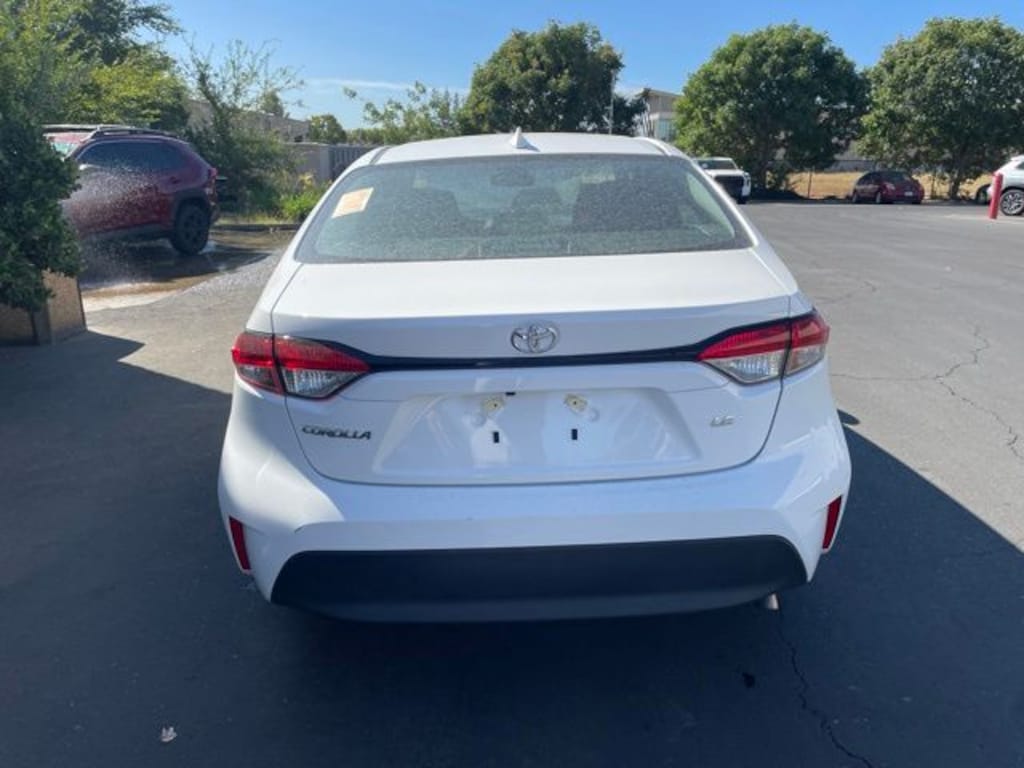 Used 2025 Toyota Corolla LE Sedan