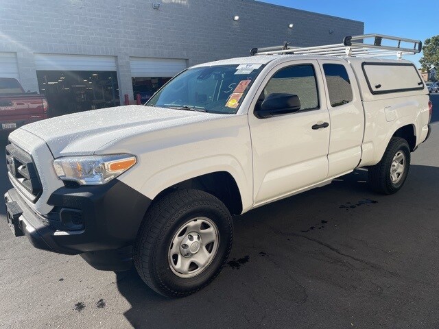 2020 Toyota Tacoma SR photo 3