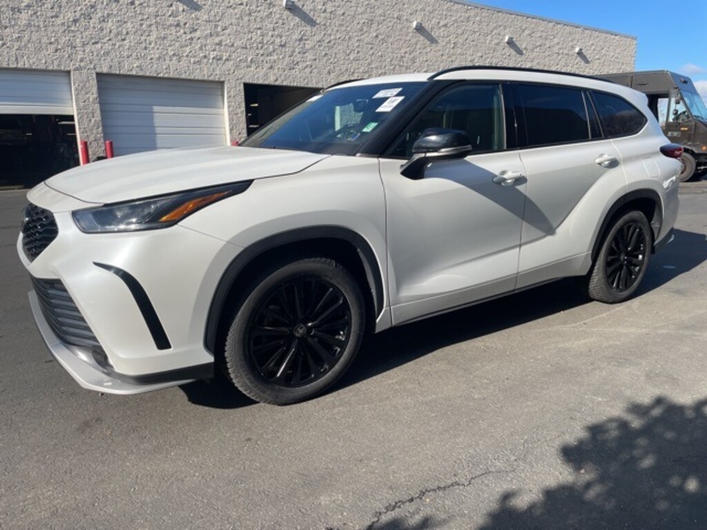 Certified 2023 Toyota Highlander XSE SUV