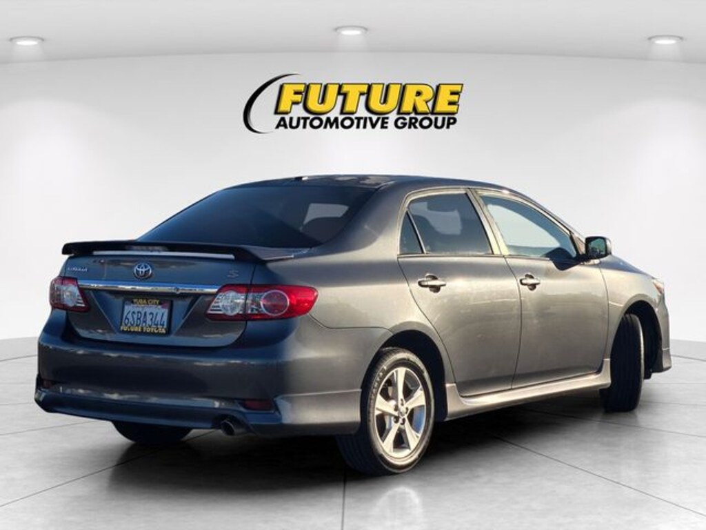 Used 2011 Toyota Corolla LE Sedan