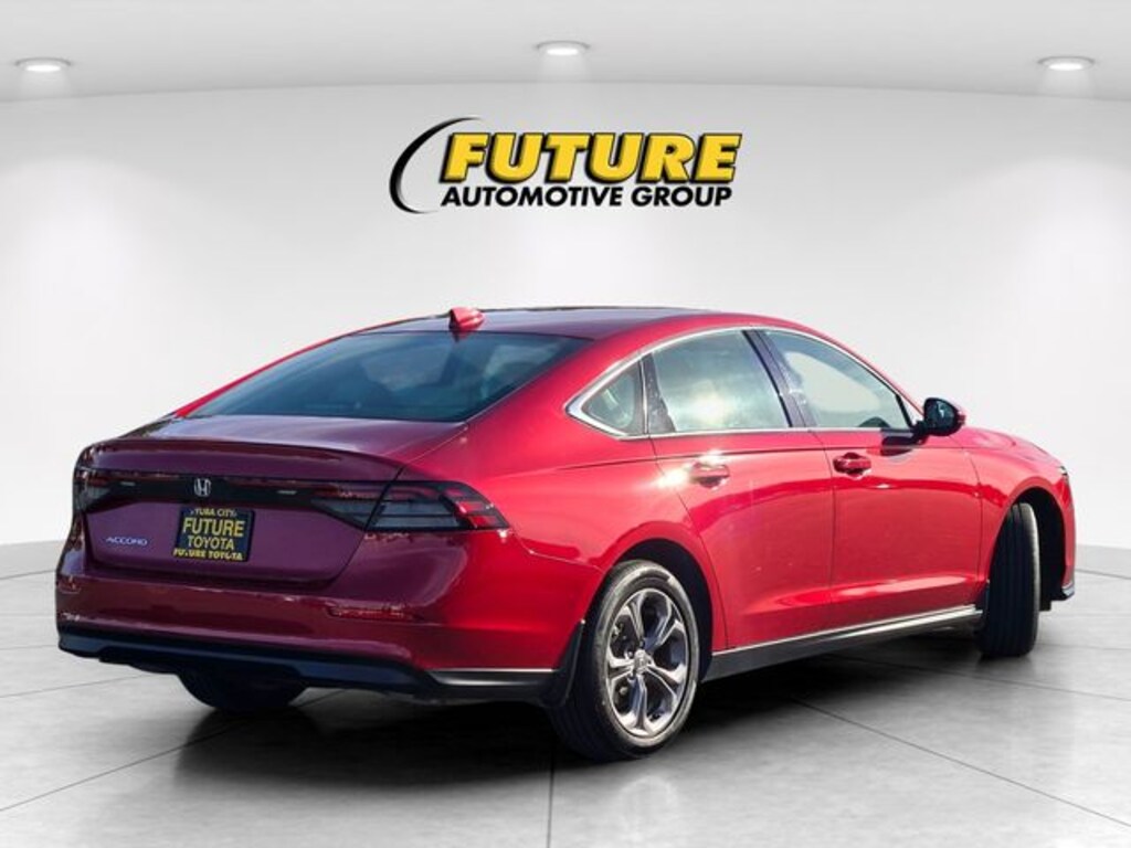 Used 2024 Honda Accord EX Sedan