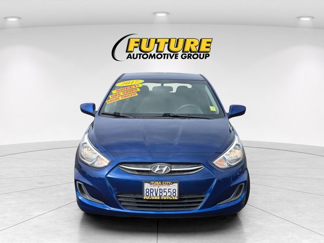 2017 Hyundai Accent SE photo 2