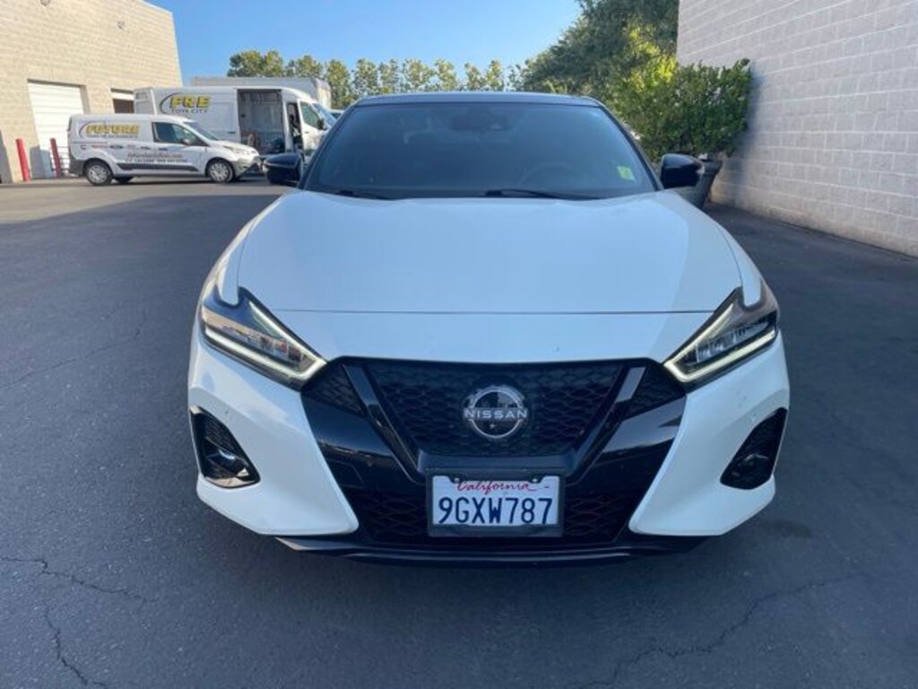 Used 2023 Nissan Maxima SR Sedan