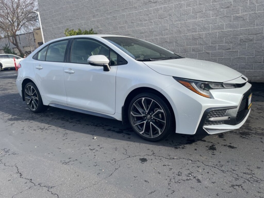 Used 2022 Toyota Corolla SE Sedan