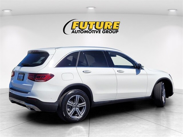 2022 Mercedes Benz GLC 300 photo 4