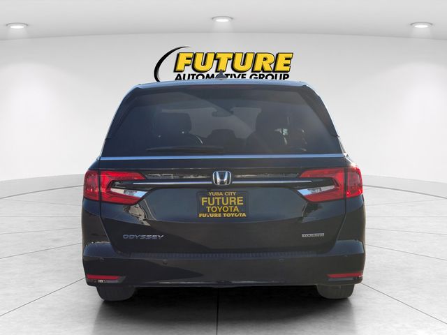 2024 Honda Odyssey Touring photo 5
