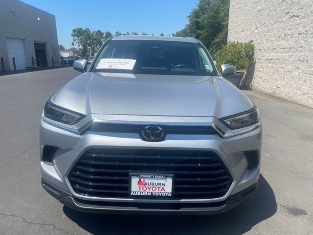 Used 2025 Toyota Grand Highlander XLE SUV