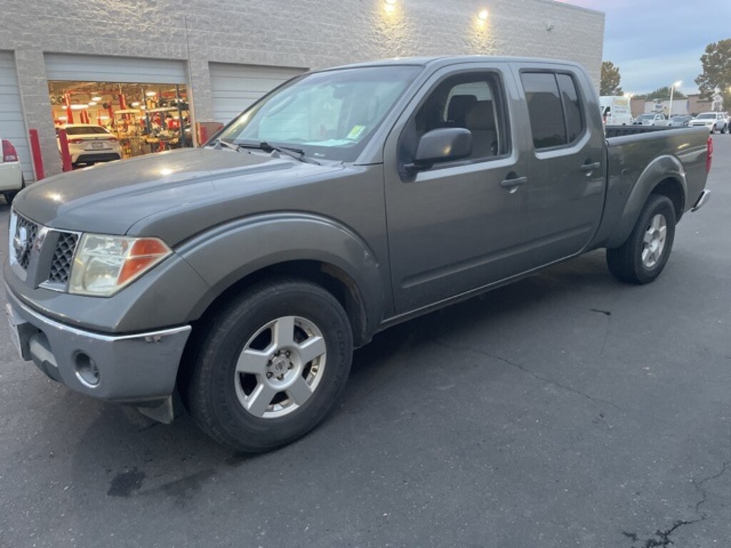 Used 2007 Nissan Frontier SE Truck
