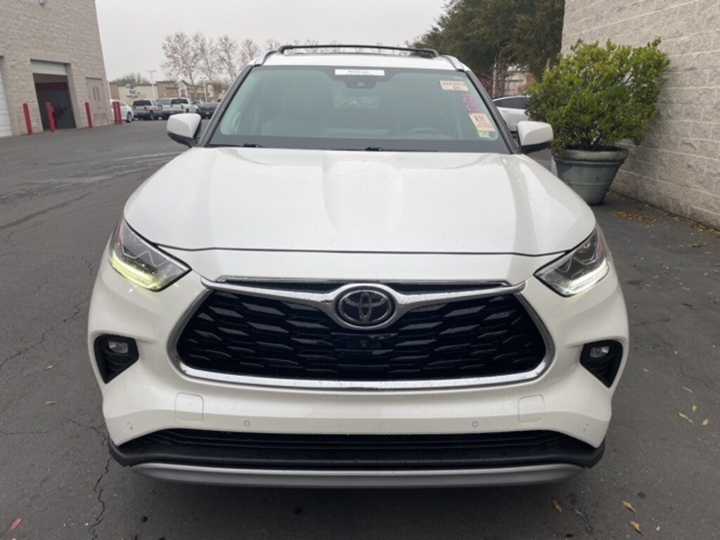 Used 2020 Toyota Highlander Platinum SUV