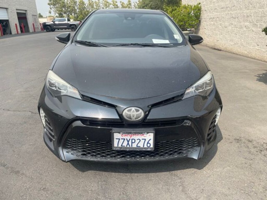 Used 2017 Toyota Corolla SE Sedan